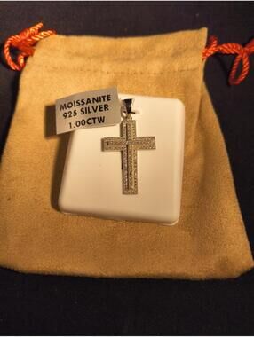 1 ctw Moissenite Cross pendant 925 sterling silver